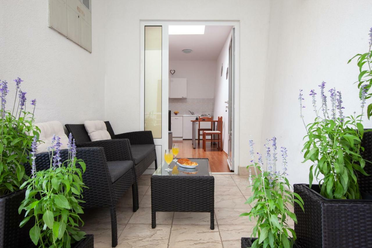 Apartments R Makarska Kültér fotó
